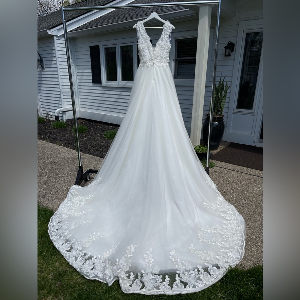 Wedding Dress 🥳